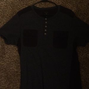 Mens Medium Guess Shirt